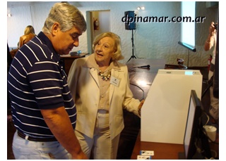 Charo Pasero y Altieri en voto electronico