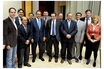 scioli con intendentes