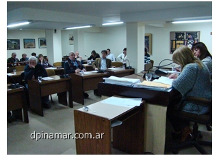 concejales en la sesion del hcd
